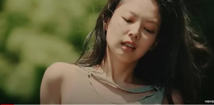 블랙핑크 제니 데뷔작, 보고도 안믿기는 제니의 대사..."나보다 걔가 더 XX 잘해?" 블랙핑크 제니 데뷔작, 보고도 안믿기는 제니의 대사..."나보다 걔가 더 XX 잘해?"