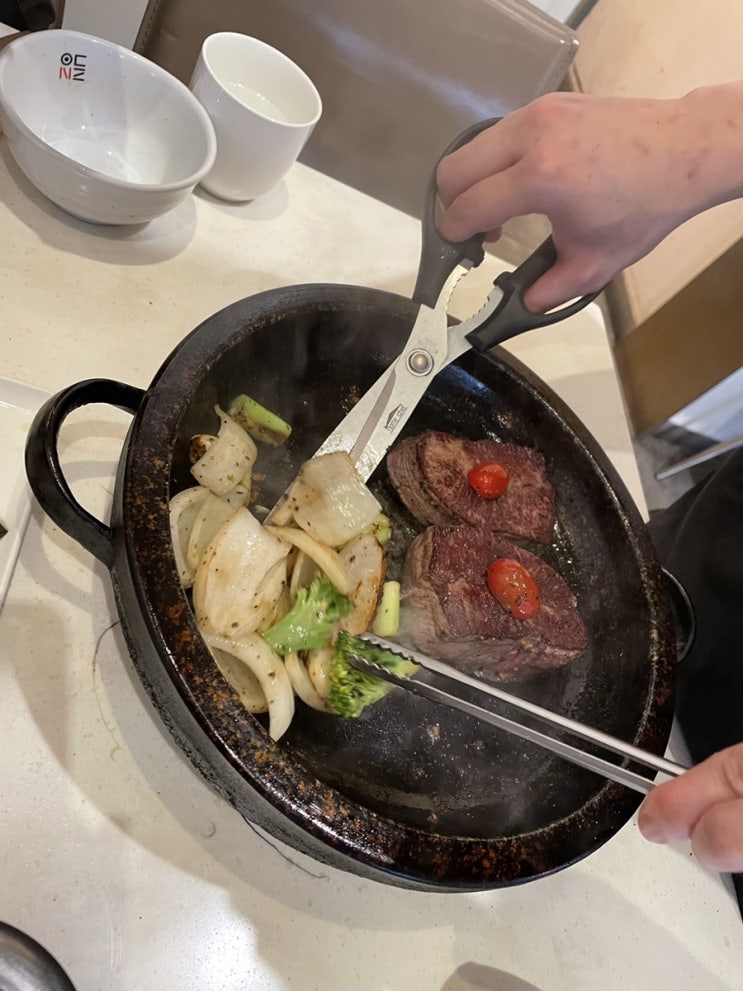  온돌 서울대입구점 / 소고기가 맛있는 샤로수길 맛집 /