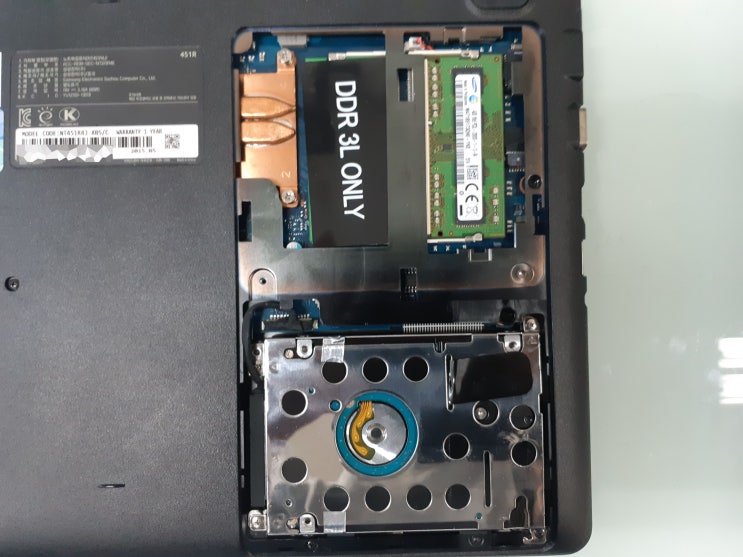 부천 노트북 업그레이드 삼성 NT451R4J 메모리 8기가 추가 SSD 교체