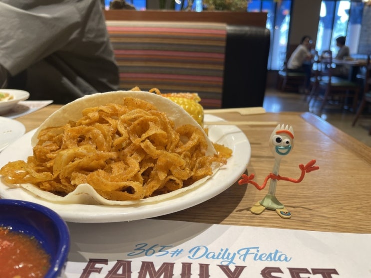  Everland guide for foreigners- (1) Restaurant