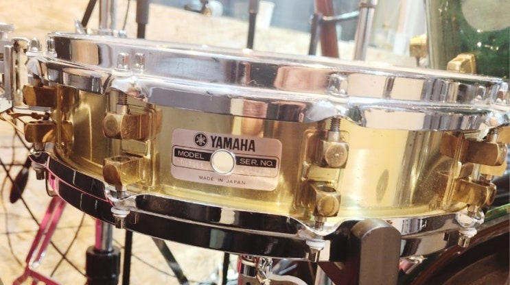  "야마구" 야마하 구형 브라스 피콜로 스네어 14"x3.5" (Yamaha Brass Piccolo Snare 14"x3.5") / 모델명 : SD935BS