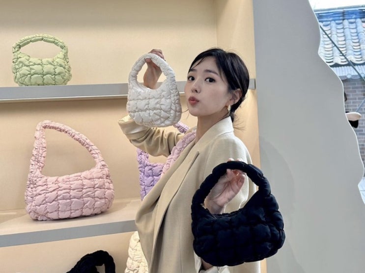  코스퀄티드미니백 너무 귀여운 거 아니야?