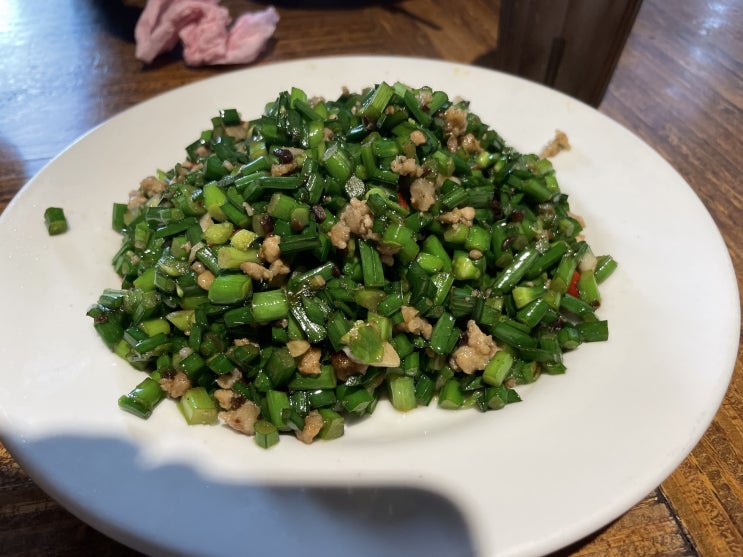  [대만/타이베이] 시먼딩 맛집 진천미 / 파볶음 두부튀김 가지볶음 잉어찜 / 싸고 맛있는 한국인 취향저격 메뉴