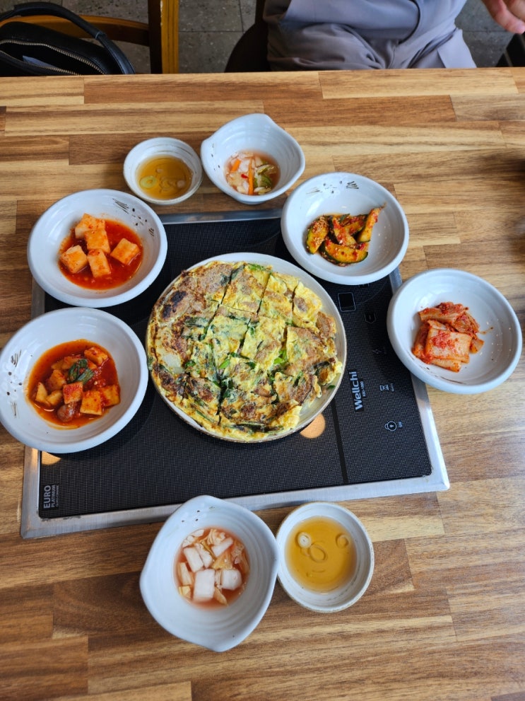  함양집달동본점 백반 기행 맛집 울산 달동 밥집