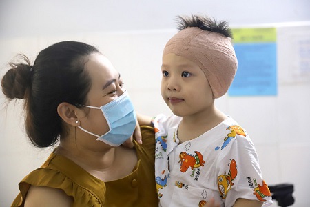 사랑의달팽이-교보생명, 인공와우 수술 및 보청기 지원 베트남 청각장애 아동에 소리 선물