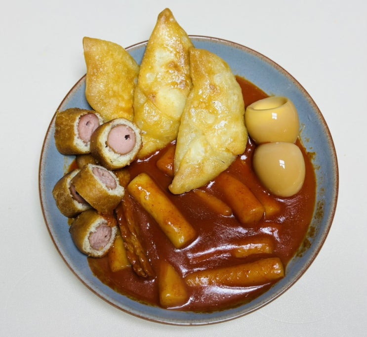  광진구 아차산역 맛집. 신토불이 떡볶이 본점. 한지민 떡볶이로 유명한 분식집. 포장 후기.