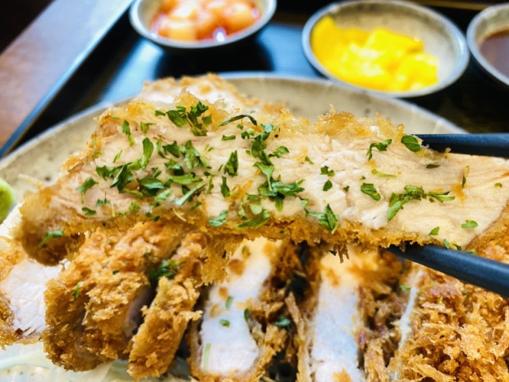 서울 서초 바삭하고 부드러운 돈카츠 전문점 유미카츠 양재역점
