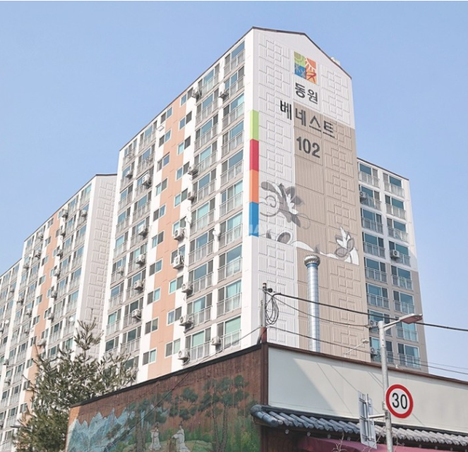  이촌 동원베네스트 아파트 / 현관문 도어스토퍼 말발굽 시공 / 이촌동 출장집수리 파란몽키 보라몽키