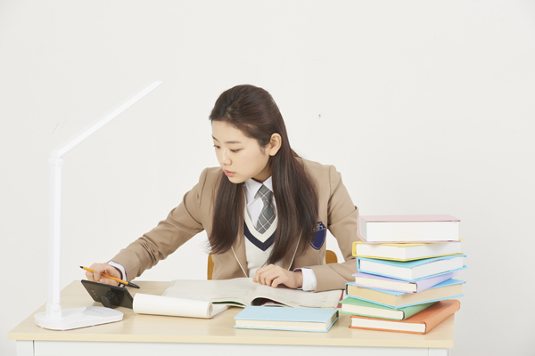  수학능력시험 출제 난이도에 따른 우리의 자세는?