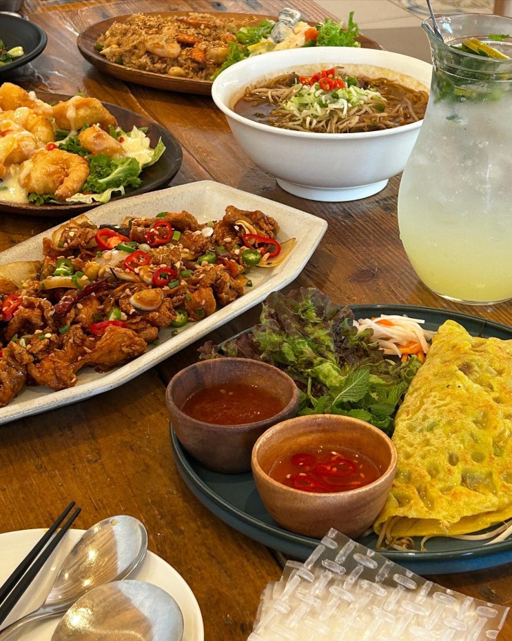 대구 수성구 두산동 수성못맛집 / 팬아시아 수성못