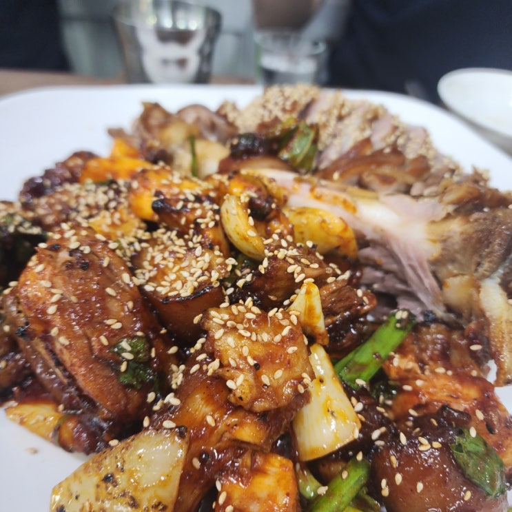  마포유가 궁중족발 마포본점 - 공덕역 족발골목 맛집탐방