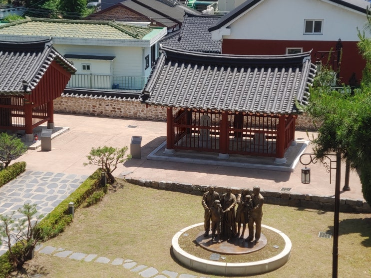 충청남도 공주여행 (효심공원 : 공주지역의 효자향덕과 이복을 주제로 조성된 작은 공원) 충청남도 공주여행 (효심공원 : 공주지역의 효자향덕과 이복을 주제로 조성된 작은 공원)