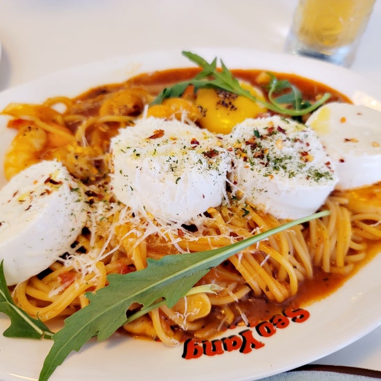  연남동 파스타 독특하고 맛있는 <서양면옥>