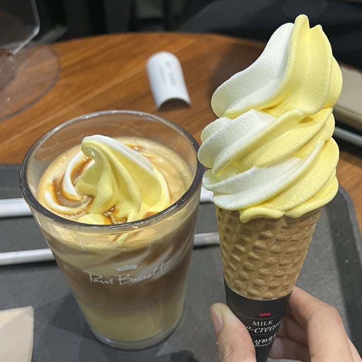  폴바셋 초당옥수수 아이스크림 카페라떼 롯데월드몰점
