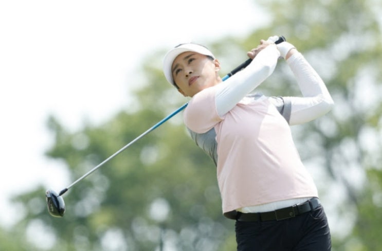 <b>양희영</b>, 마이어 LPGA 셋째 날 1타 차 <b>선두</b>, 김효주 공동 5위 추격