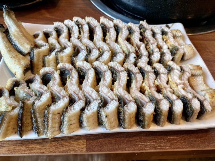  부산민물장어 부산장어맛집 [꿉장풍천민물장어전문점] 해운대맛집