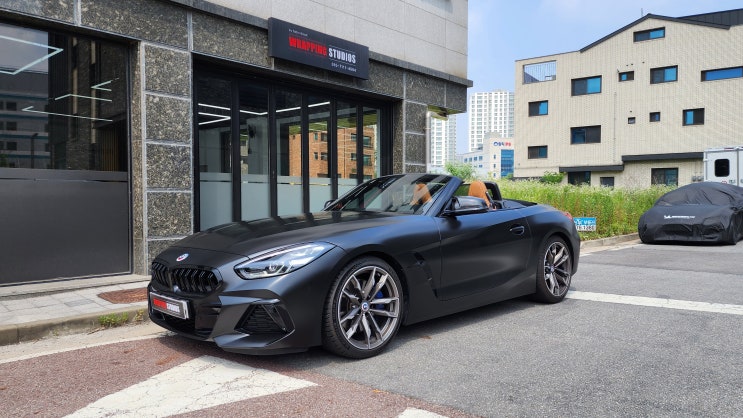  오산전체랩핑 BMW Z4 사틴블랙으로 재시공 렛츠고~