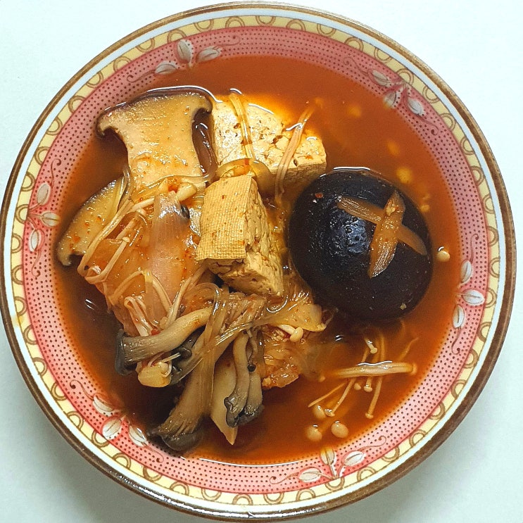  두부 버섯 전골 레시피 당면 추가 맛있게 만드는 법