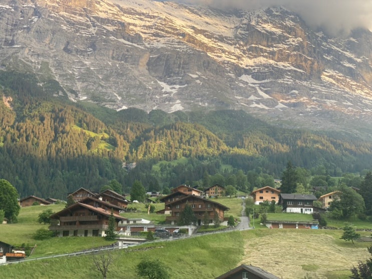 [스위스 여행] #1 그린델발트 미친뷰 호스텔 추천 Eiger Lodge Easy/세이버데이패스 SBB
