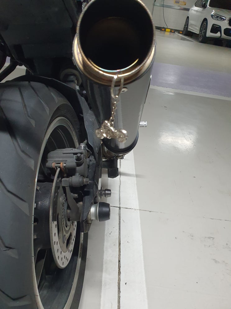  Z900RS 2019 - 라이딩벨 비스무리 장착