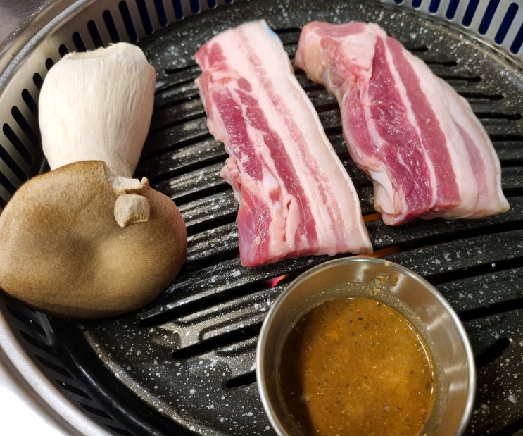  도민이 많이 가는 고기 맛집 《일출 제주 흑돼지》