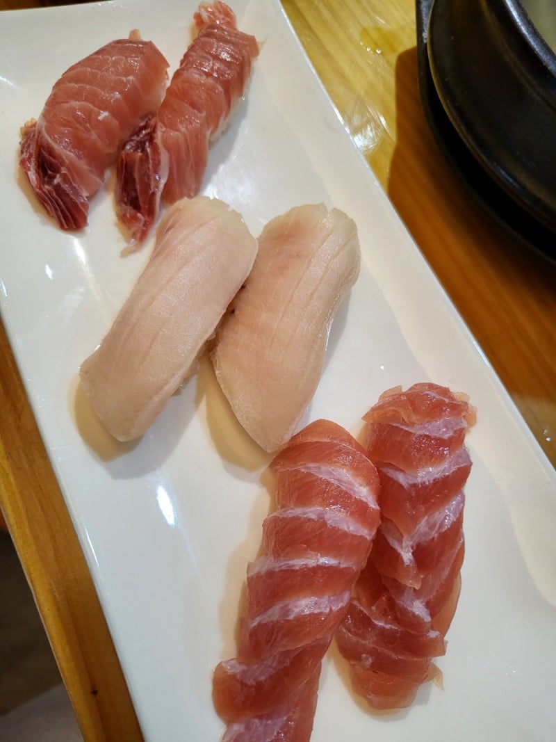 부상으로 인한 긴 휴무를 끝내고 재오픈한 양기환참치에 또 방문 : 네이버 블로그, image size:800x1067