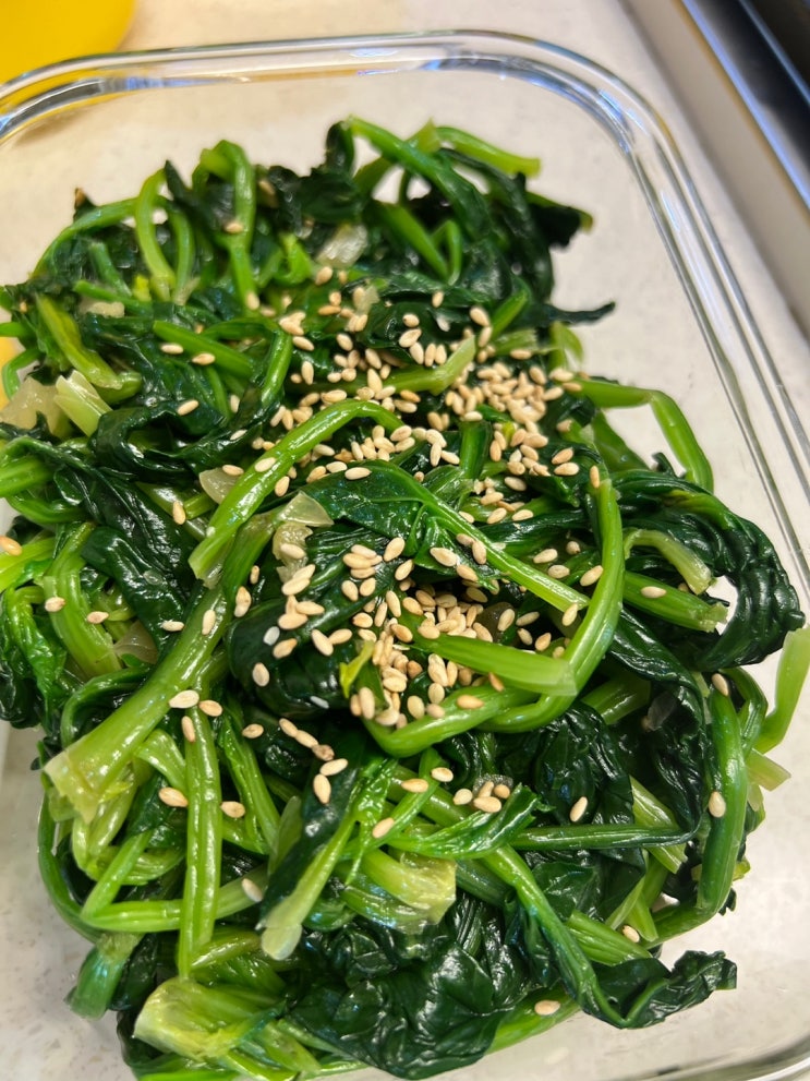  초간단 밑반찬, 시금치 나물무침 만들기.<국간장>