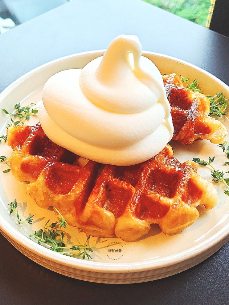  하남 미사 카페 flos 크로플맛집 추천해요