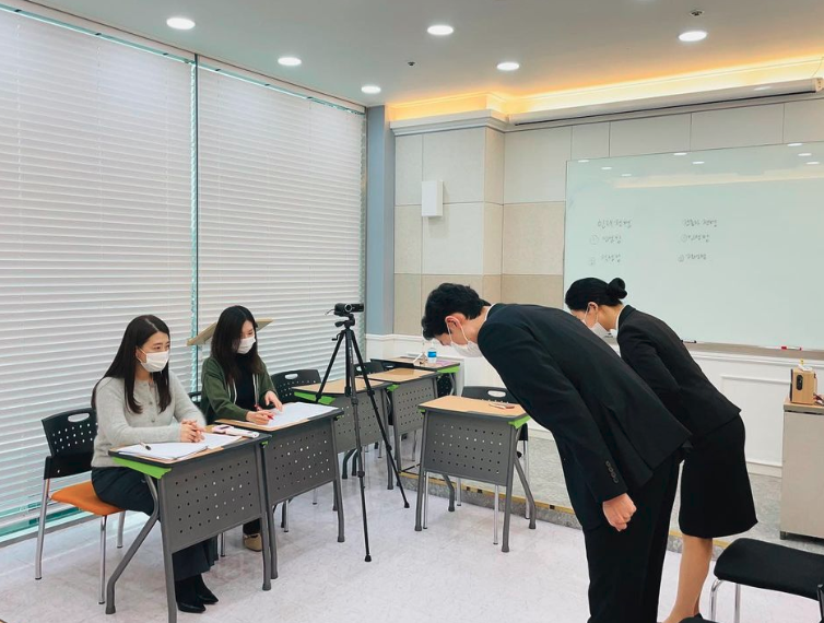 롯데정밀화학면접학원 : 2일만 투자해주세요
