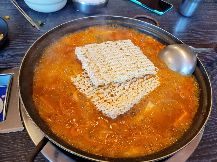 제주 서귀포 올레시장, 이중섭거리 근처 점심 맛집 장원흑돈별 내돈 내산 후기