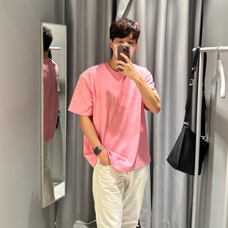 더현대 아르켓 ARKET 남자 핑크 오버핏 반팔 티셔츠 브랜드 추천