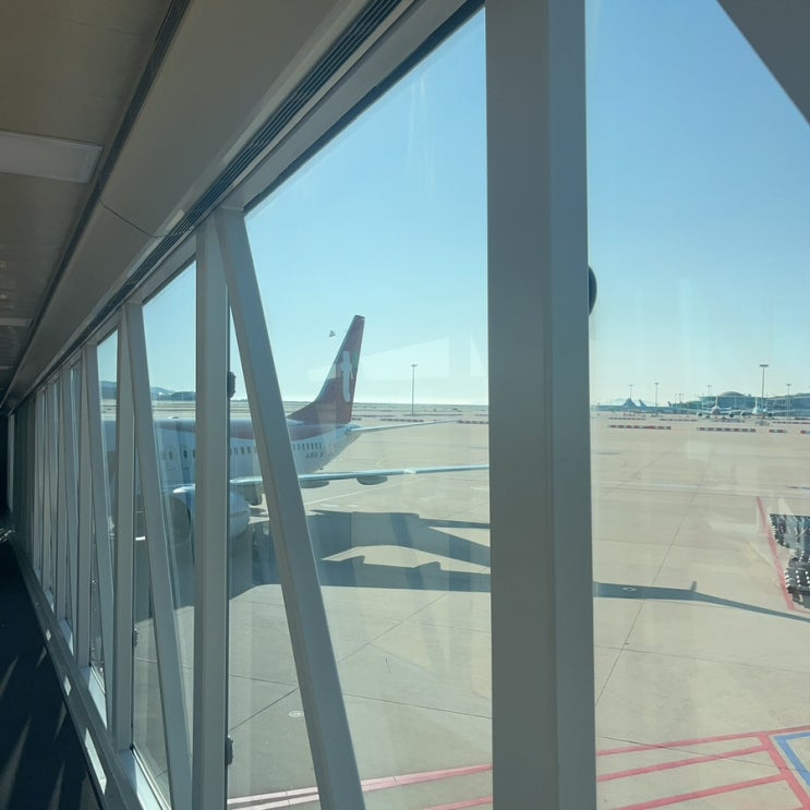  [방콕-Day 1(1)] 인천국제공항/신한은행 환전/공항유심센터/휠라 선글라스 면세/롯데리아