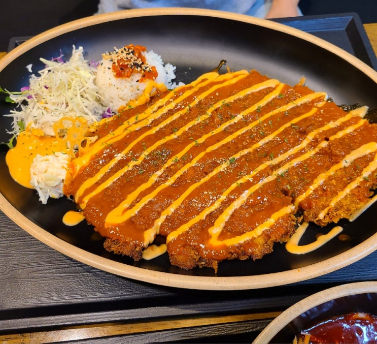 시흥능곡역 맛집 추천 공복이 없다는 "무공 돈가스"