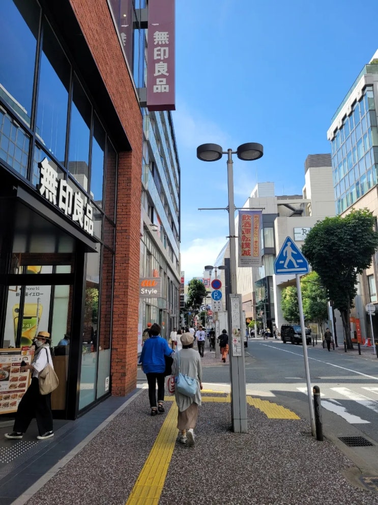  후쿠오카여행 [무인양품] 텐진다이묘 쇼핑거리 - 여성 남성 아동 카페밀(메뉴) 인테리어 구경