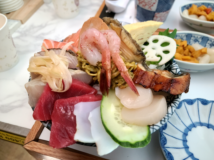  [신사 맛집] 카이센동 우니도