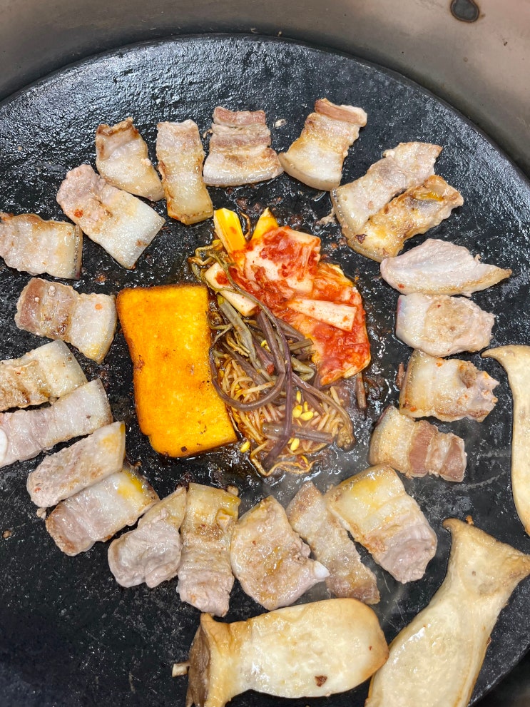 가정 루원시티 맛집 "제주상회", 가성비 솥뚜껑 삼겹살