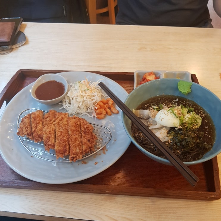 광안역 근처 혼밥하기 좋은 식당 수제무무돈까스 (내돈내산 후기)