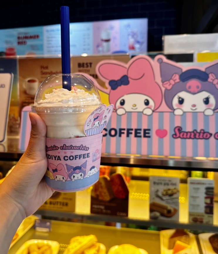 이디야 신메뉴 마이멜로디 딸기 플랫치노 솔직 리뷰 이디야 신메뉴 마이멜로디 딸기 플랫치노 솔직 리뷰