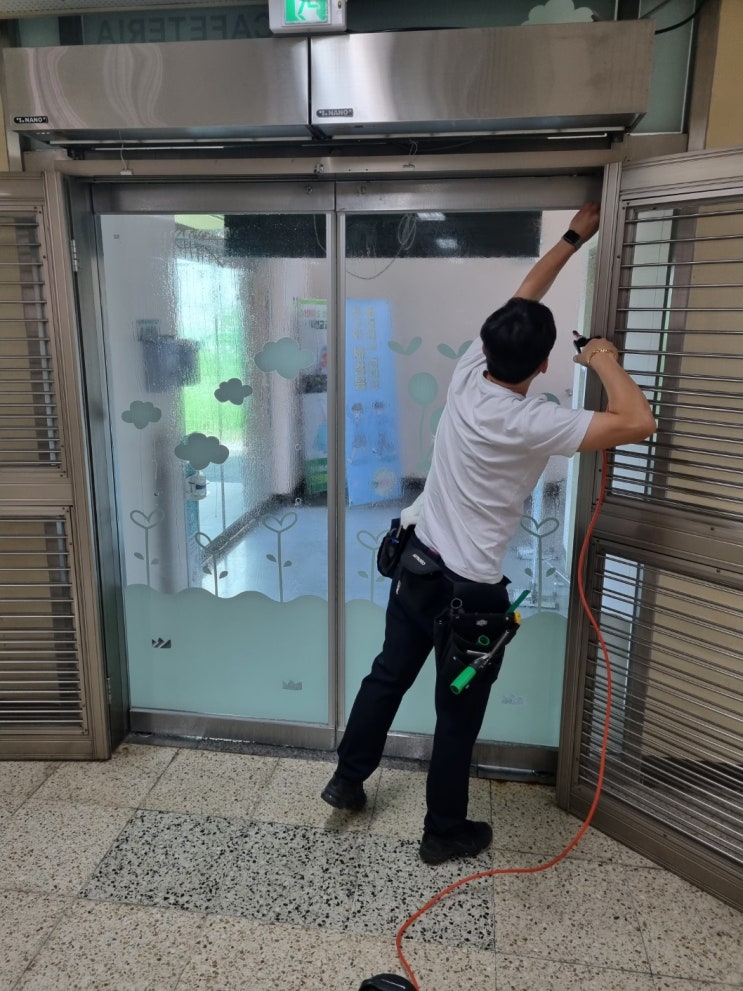 평택 여자 고등학교 유리 비산 방지 안전필름 시공 사례