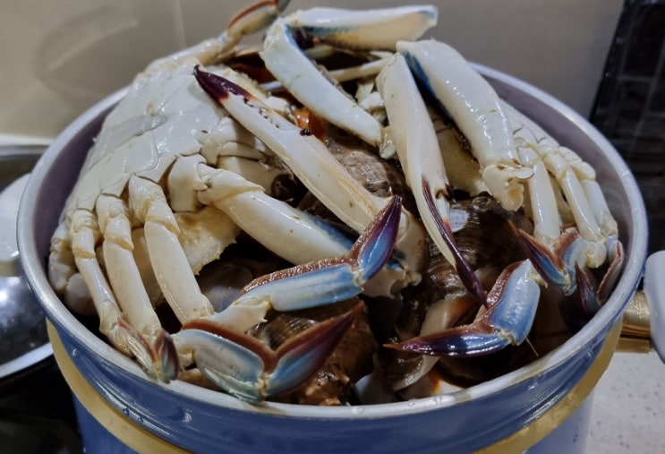  꽃게찜으로 더욱 풍부한 저녁식사