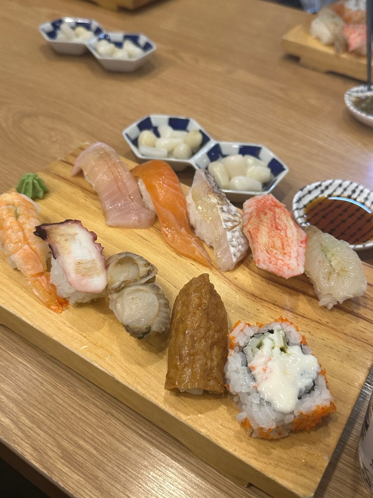  [약수역 맛집] 가볍게 먹기 좋은 초밥집 스시리짱