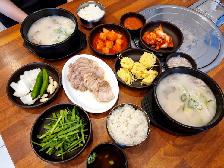  부산 해운대 맛집] 24시간 영업 해운대돼지국밥 맛집 '국봉수백진국'