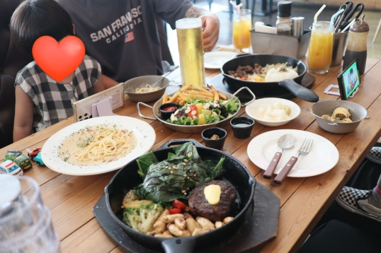  울산 성남동 찐맛집 스테이크가 예술이었던 칼질