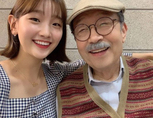 "죽기 전에 마지막으로.." 연극으로 복귀한 88세 원로배우 신구, 안타까운 근황에 모두 오열 "죽기 전에 마지막으로.." 연극으로 복귀한 88세 원로배우 신구, 안타까운 근황에 모두 오열