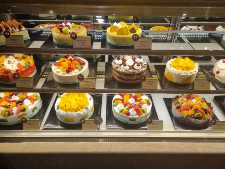  [대전 중구] 성심당 케익부띠끄 본점 : 순수롤, 케이크 종류