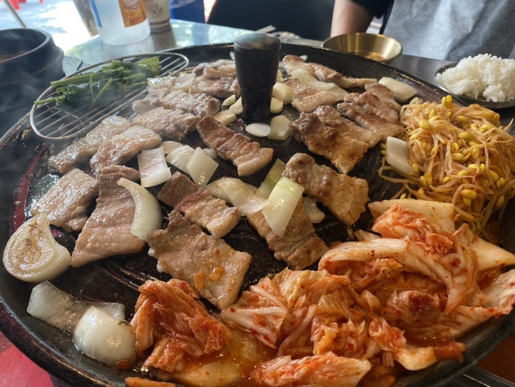 인천 숭의동고기집 솥뚜껑 삼겹살 맛집 ‘솥창고’