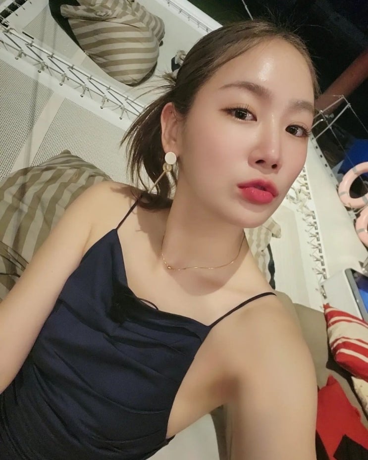 소유, 치명적인 비키니 자태...감탄만 나오는 핫한 글래머 몸매 소유, 치명적인 비키니 자태...감탄만 나오는 핫한 글래머 몸매