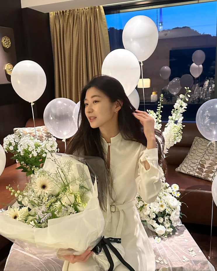 뇌섹녀 '하트시그널3' 이가흔, 핑크빛 열애를 공개했다..."남친을 사랑합니다" 뇌섹녀 '하트시그널3' 이가흔, 핑크빛 열애를 공개했다..."남친을 사랑합니다"