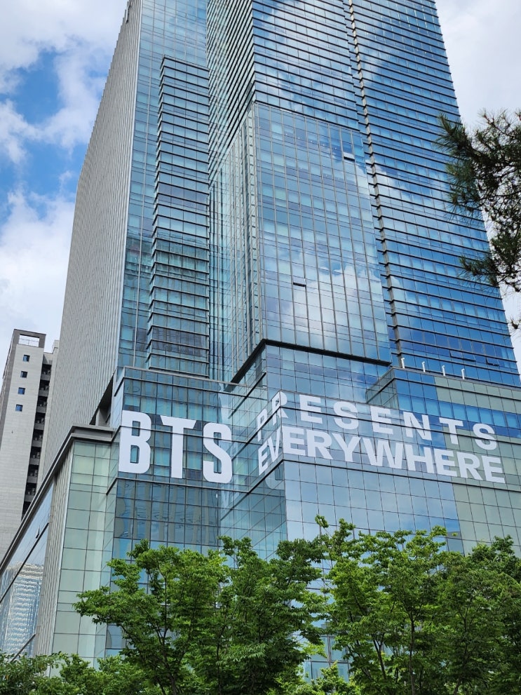 <b>하이브</b> 벽화 & 아모레퍼시픽 본사 BTS FESTA
