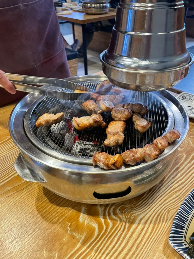  직접 구워줘서 더 맛있는 삼겹살, 망포맛집 3월3일 본점